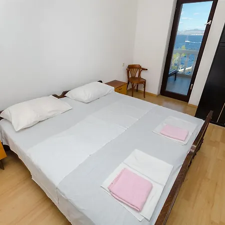 Barba Apartman Rogac