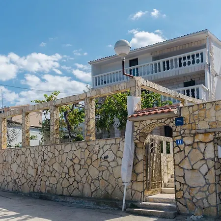 Barba Apartament Rogač